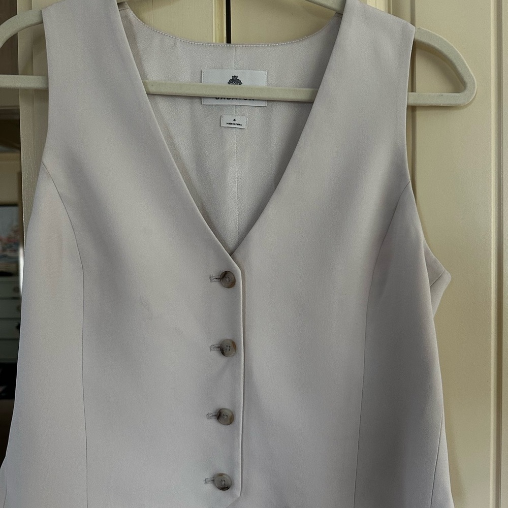 Babaton Cream Textured Vest